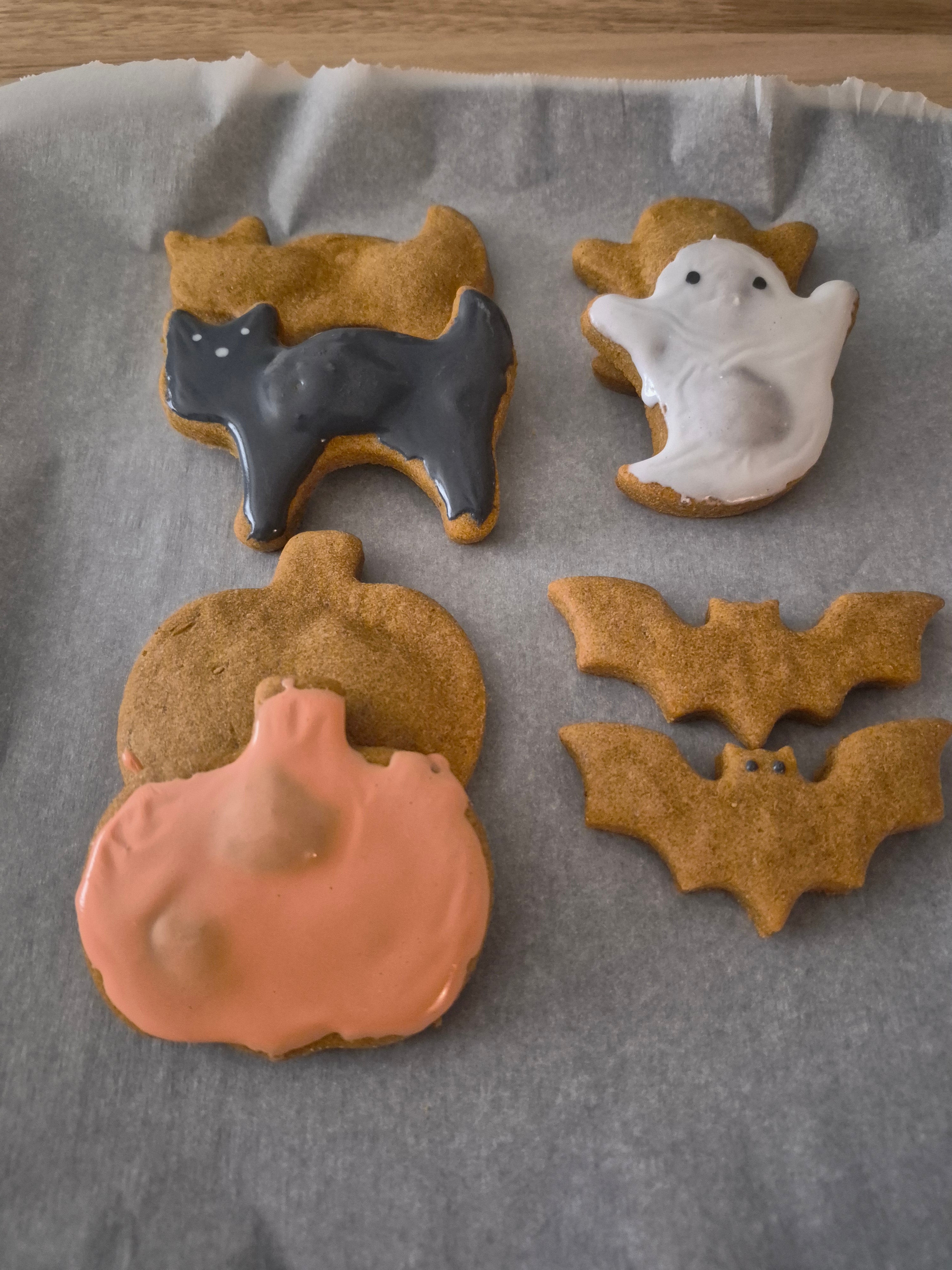 Halloween biscuits  pumpkin/ peanut butter